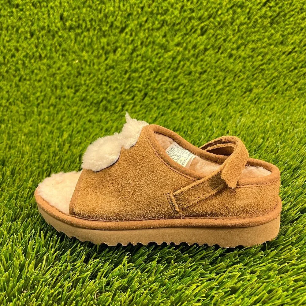 Ugg Fluff Yeah Slide Boys Size 11C Brown Walking Comfort‎ Shoes Winter Sandals